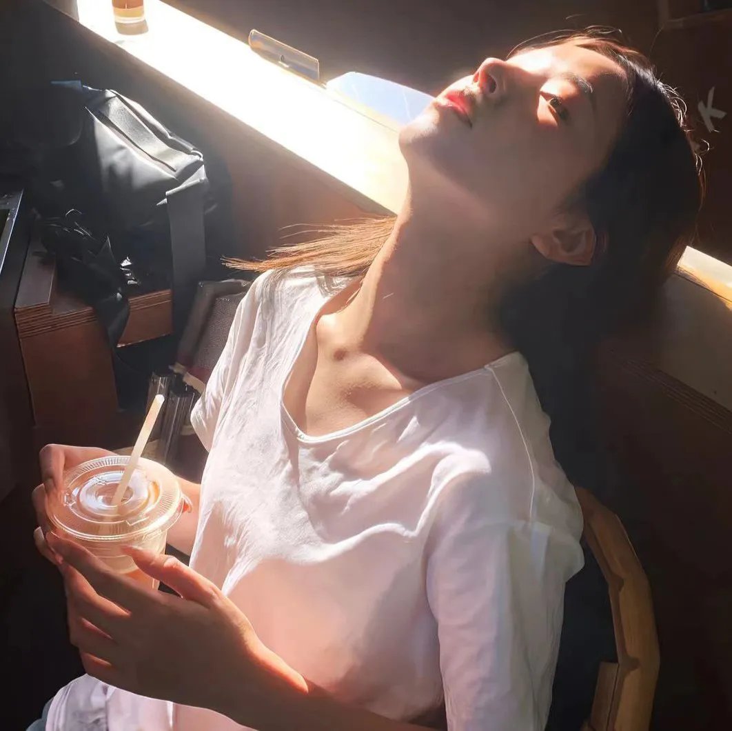 千万别睁眼